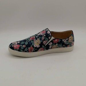 Reya Rosette Womens Fest Slip On Sneakers EUR 41 New